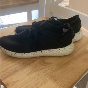 Black, splatter paint sneaker